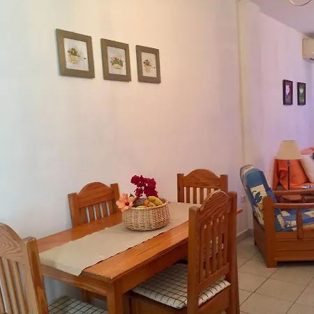 Апартаменты Atico Junto Al Mar